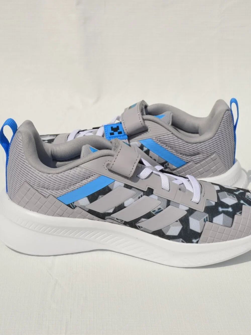 ADIDAS MINECRAFT FORTARUN 4.0 SHOES CHILDREN Size 3 (New)